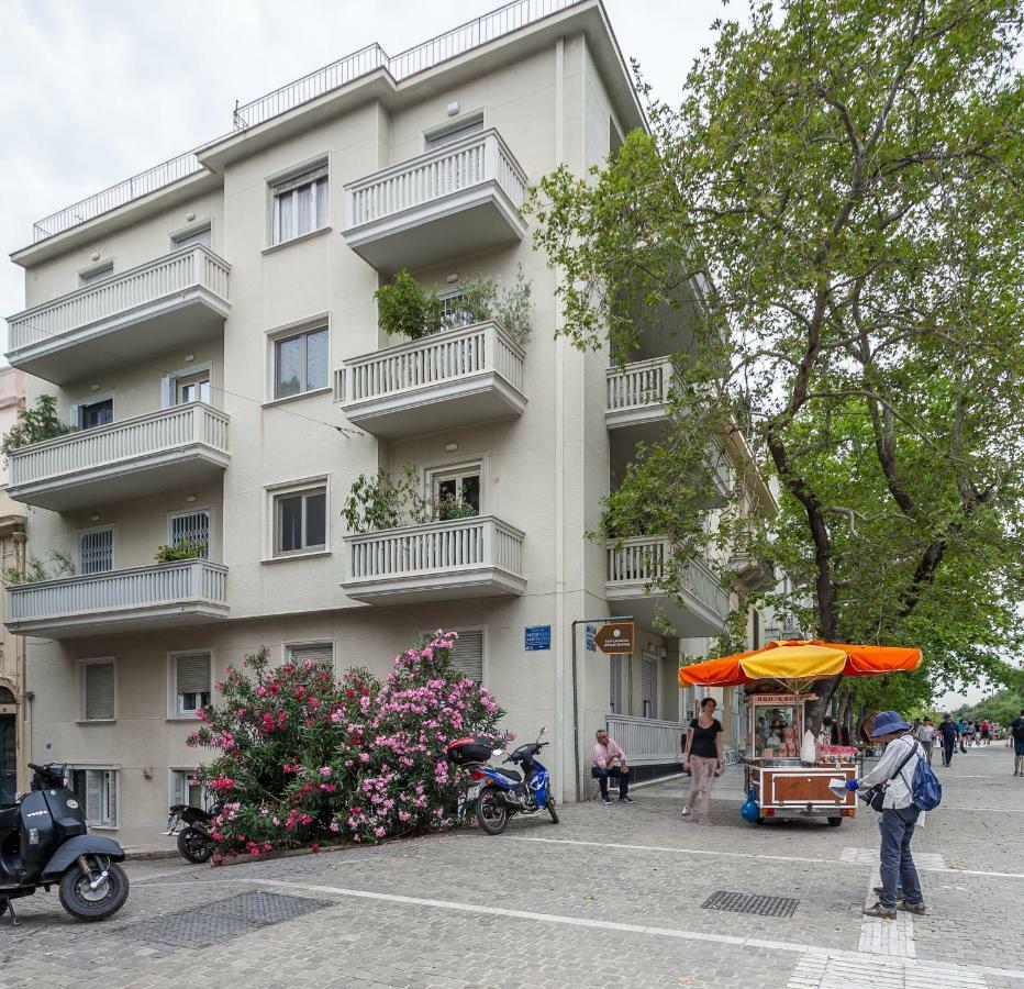Unique Semi-Basement Stay At The Foot Of The Acropolis Афины Экстерьер фото